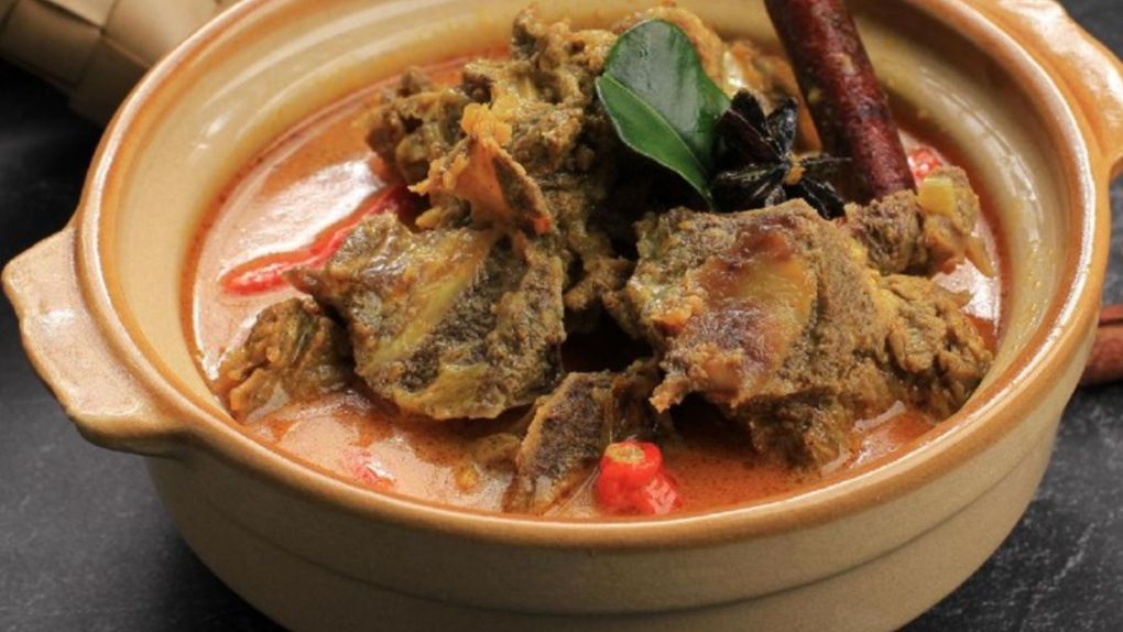 Cara Memasak Gulai Sapi Empuk dan Tidak Amis: Tips Bumbu & Teknik Masak